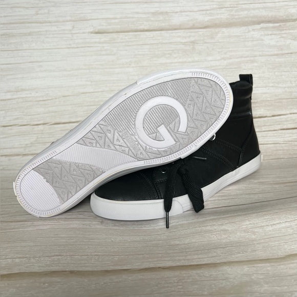 G by GUESS Women’s Fashion Sneakers – Size 9M - Picture 3 of 4